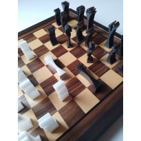 Шахматы Арт Деко2 (resin)50x50 см, ясень, инкрустированные корень ореха, клен, ебен (140-0005)